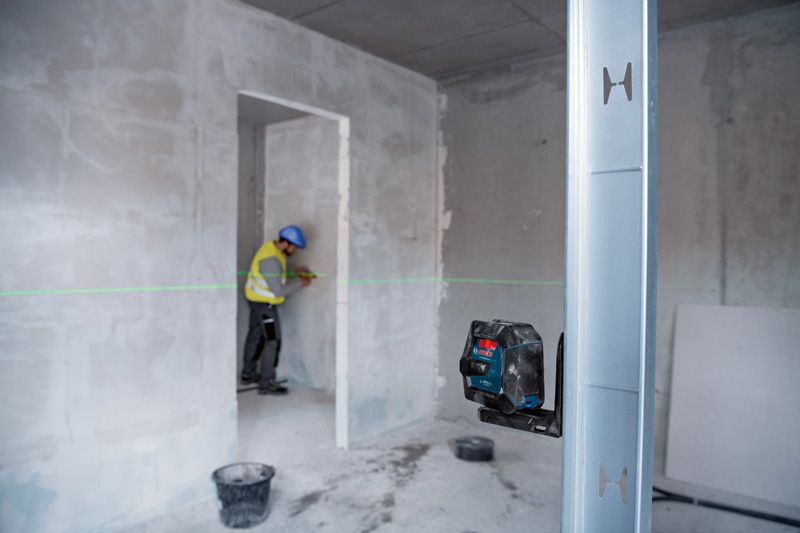 Nivel láser de líneas BOSCH PRO GLL 2-15 G REF:063-W02